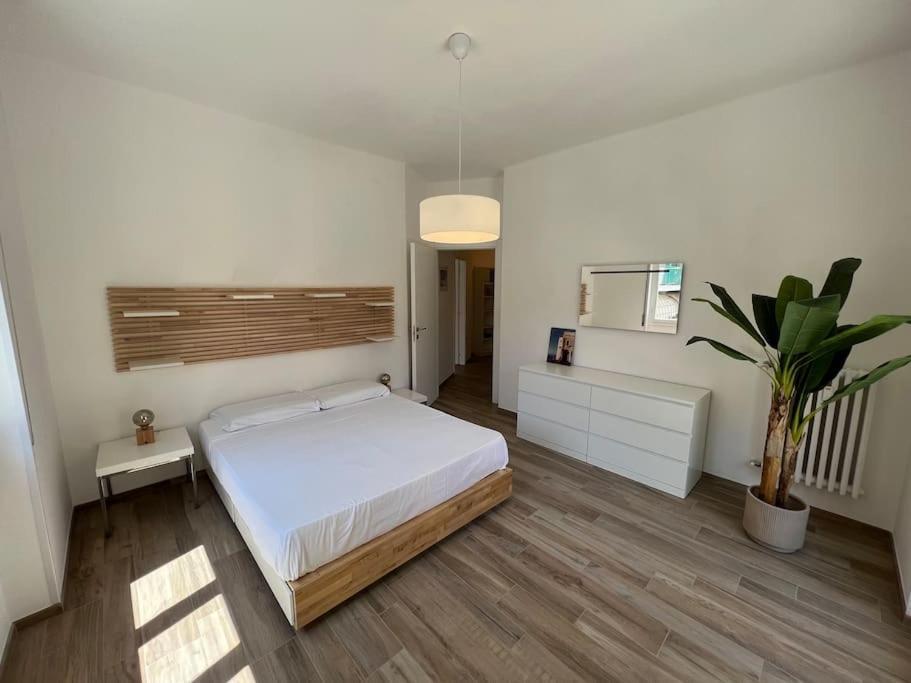 Borgo Marina Apartments Imperia Luaran gambar